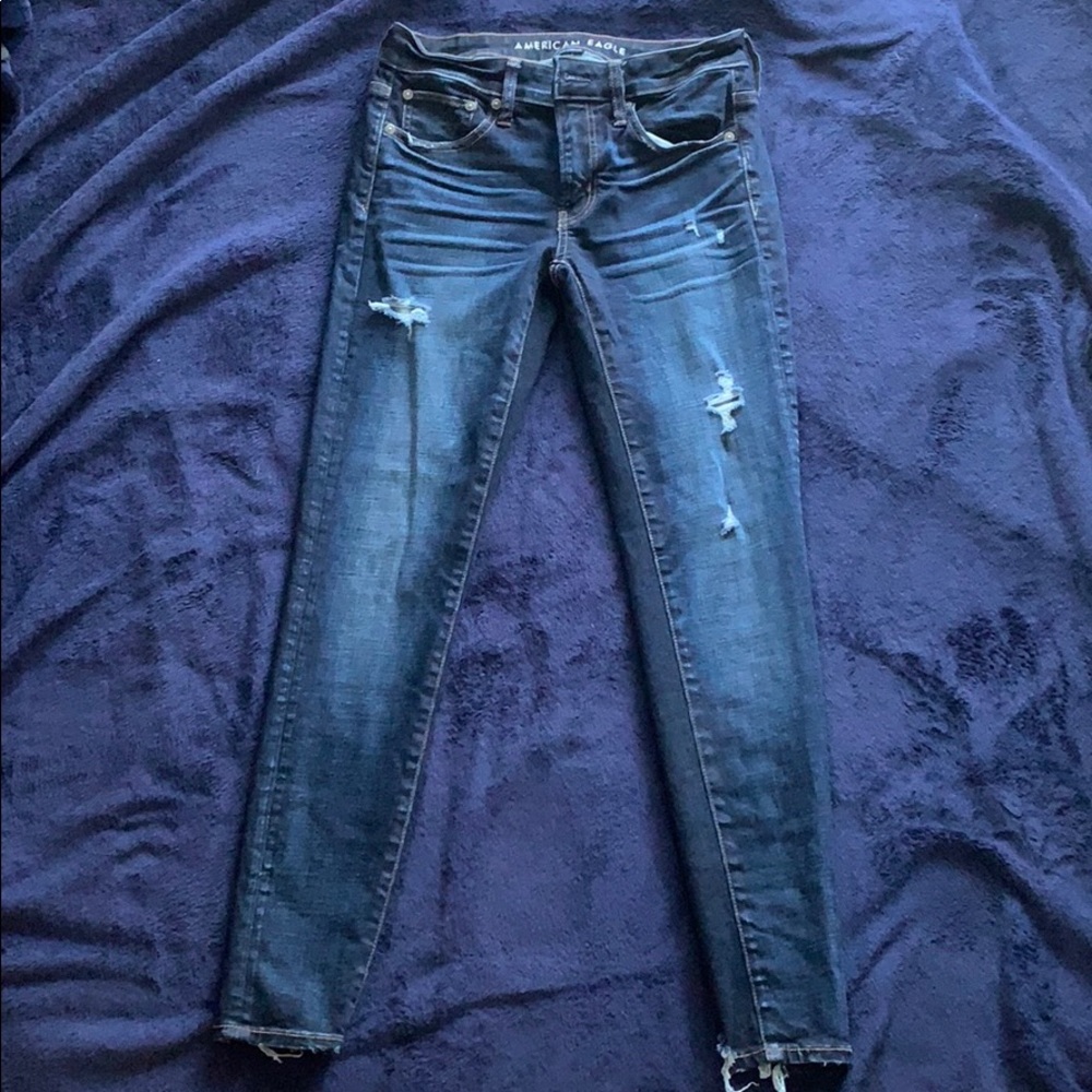American eagle distressed jeans